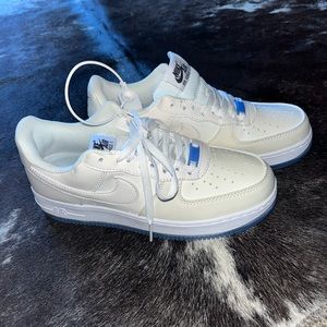 Nike UV reactant Air Force One’s